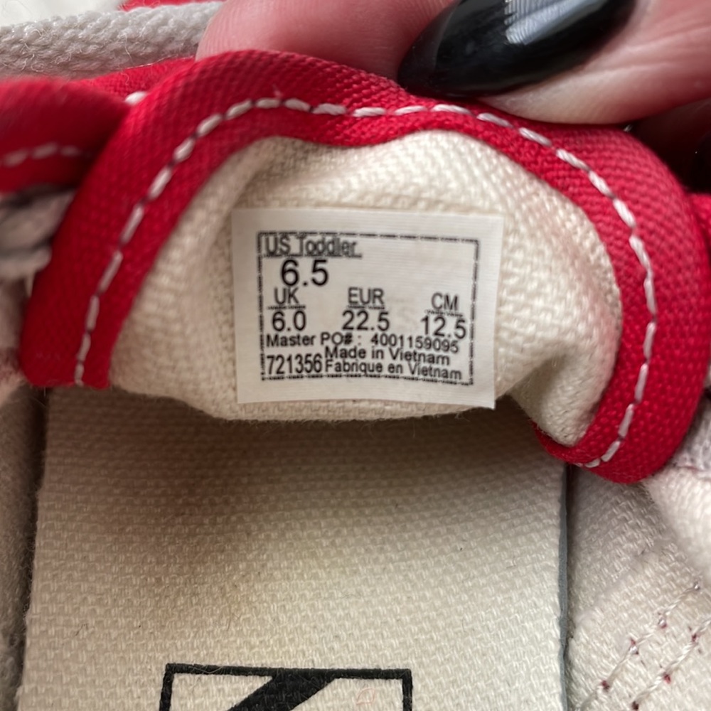 Red Vans - Picture 4 of 4